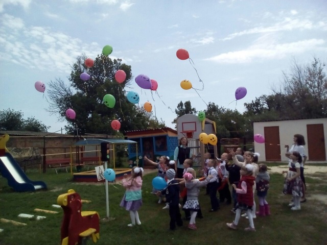 Выпускной 2 "Шары в небе!"