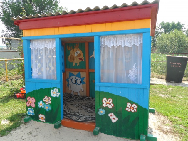  Яркие  беседки для детей.